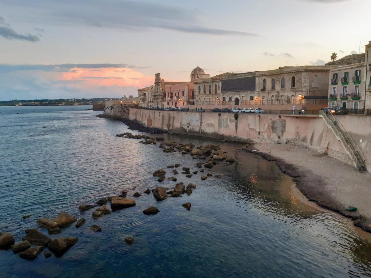 Elegante Appartamento In Palazzo Storico Ortigia Syracuse Extérieur photo