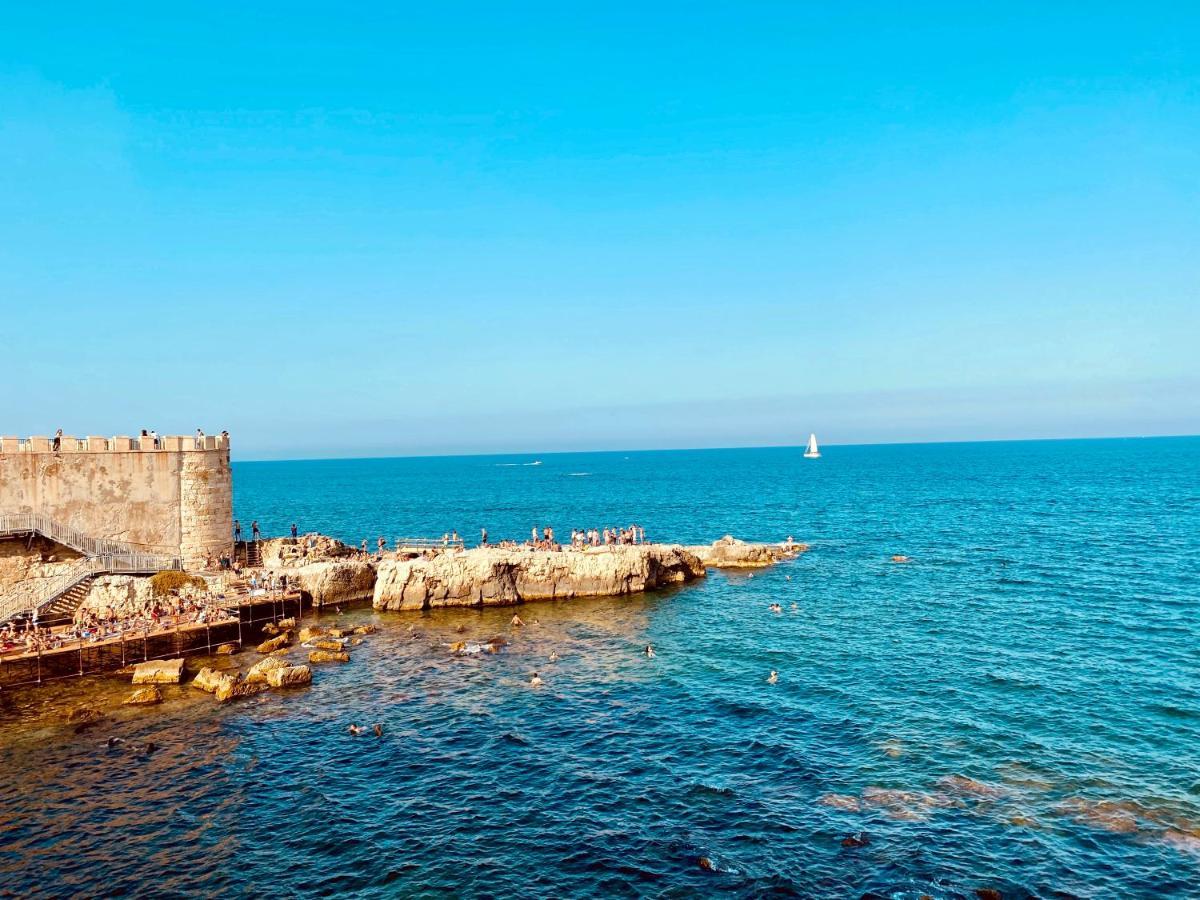 Elegante Appartamento In Palazzo Storico Ortigia Syracuse Extérieur photo