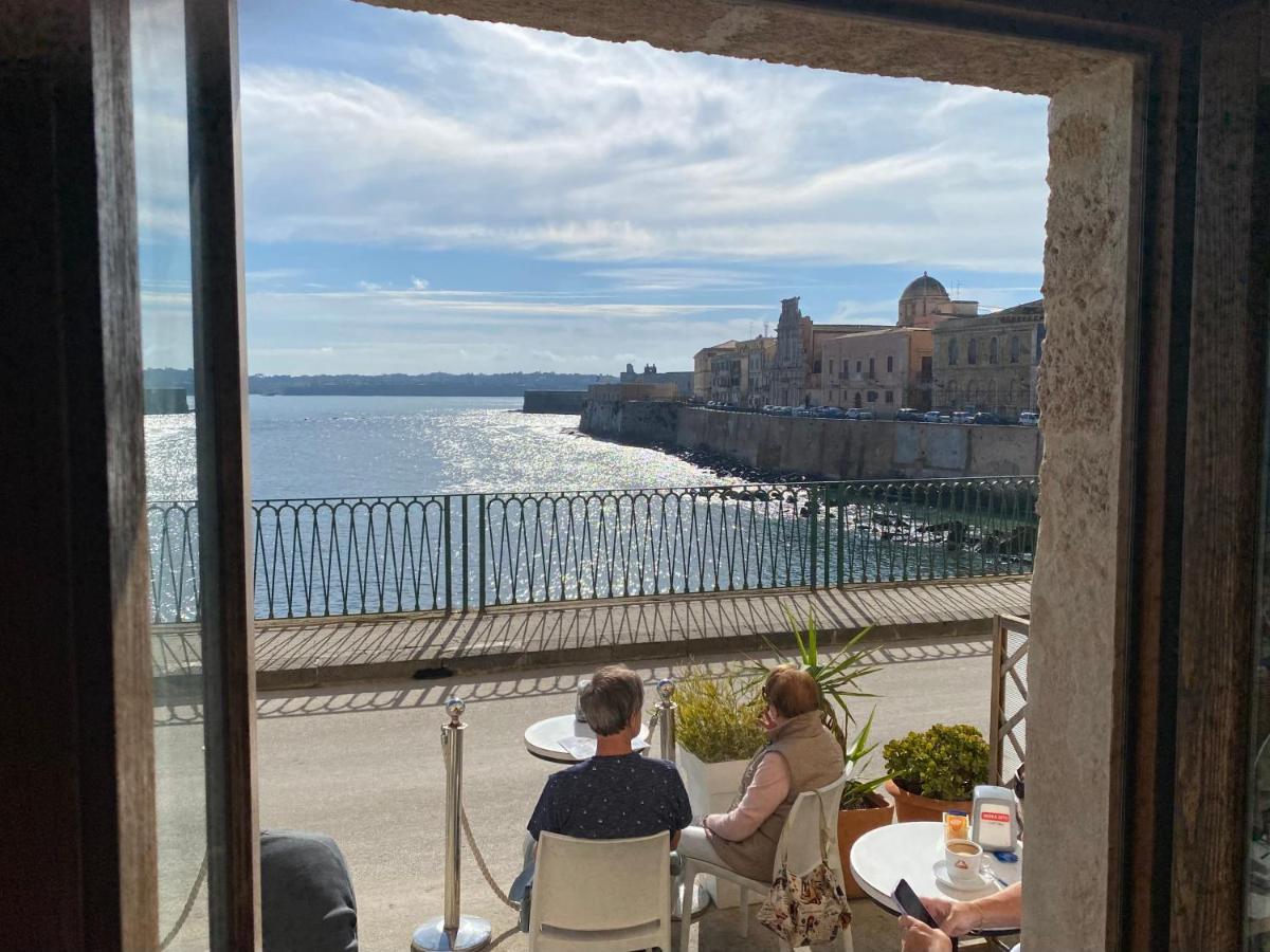 Elegante Appartamento In Palazzo Storico Ortigia Syracuse Extérieur photo