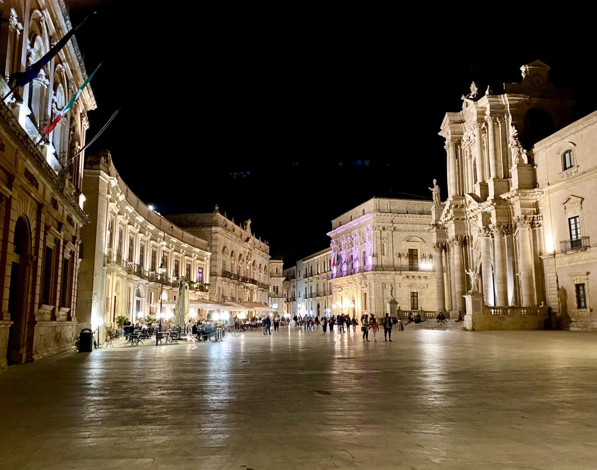 Elegante Appartamento In Palazzo Storico Ortigia Syracuse Extérieur photo