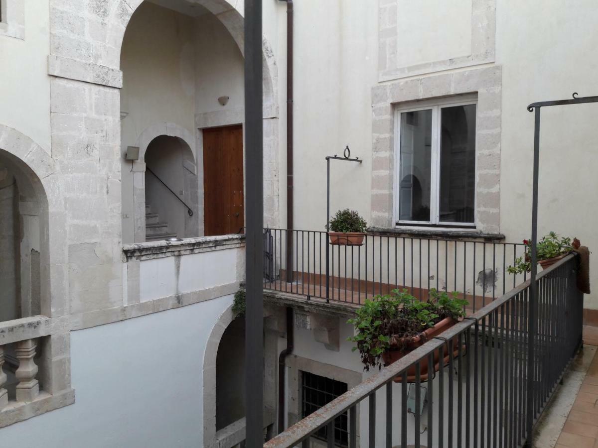 Elegante Appartamento In Palazzo Storico Ortigia Syracuse Extérieur photo